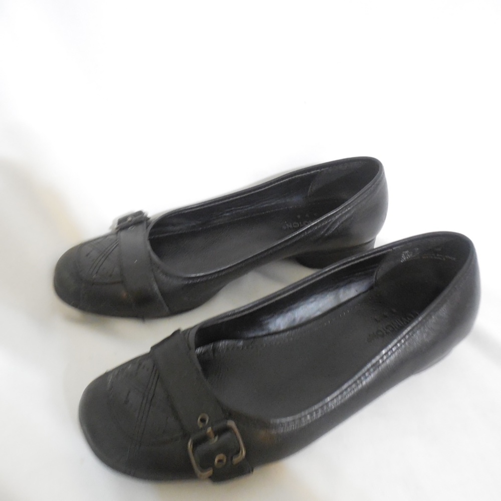 Covington Women's Black Leather Shoes - Picture 4 of 9